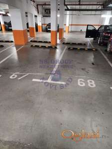 Garažno mesto od 11m2 kod Cara Dušana.